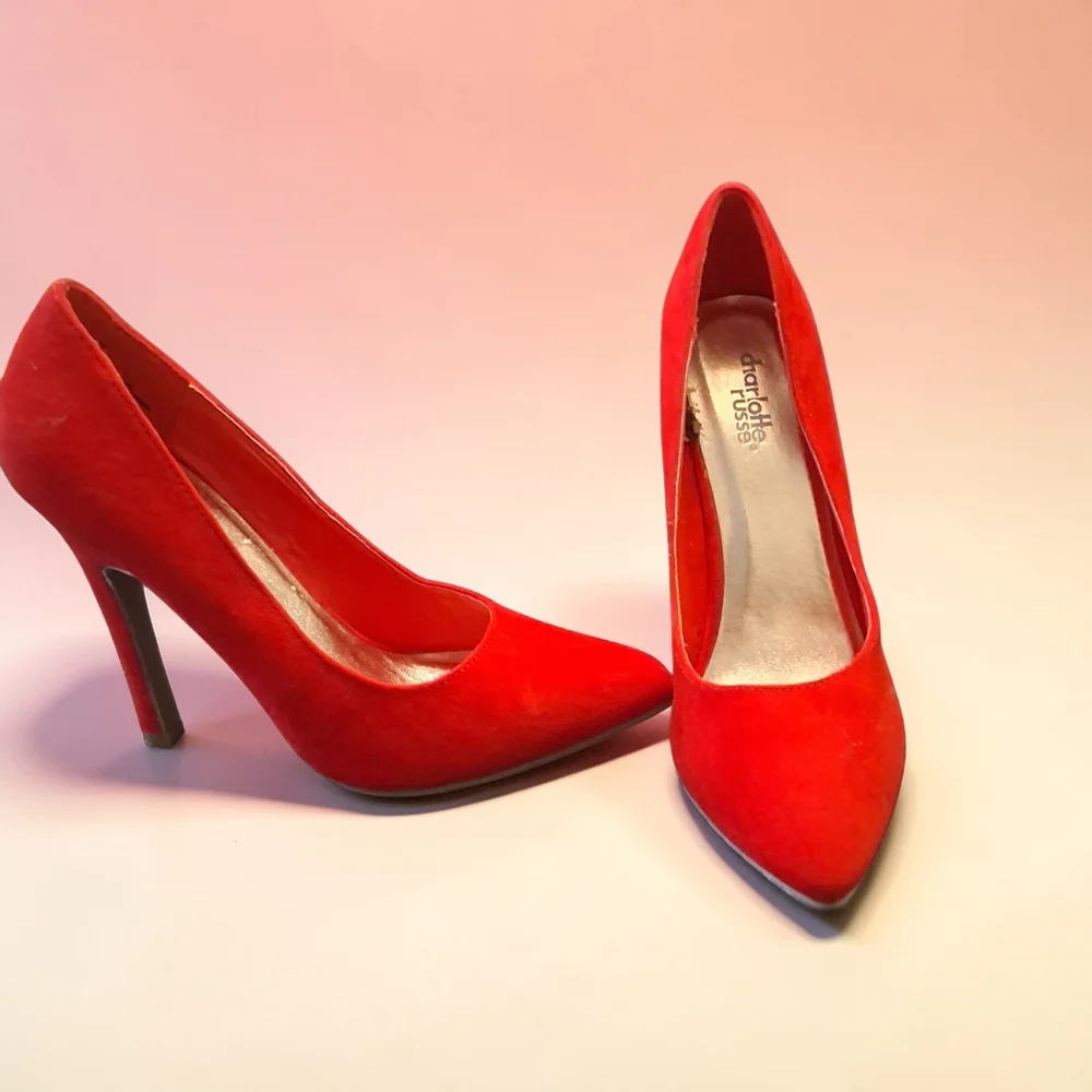 Red Women's Charlette Russe Pumps Heals Shoes Size 6 Stiletto Pointy Toe